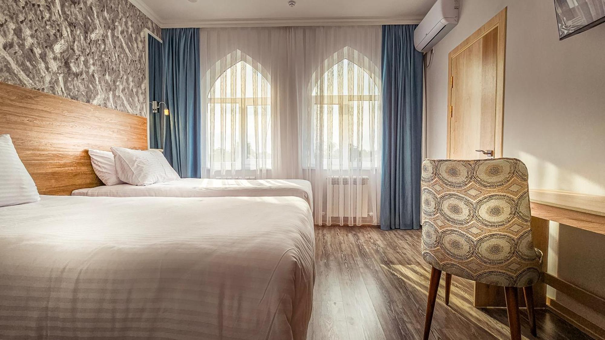 Hotel Bankir Хива Екстериор снимка