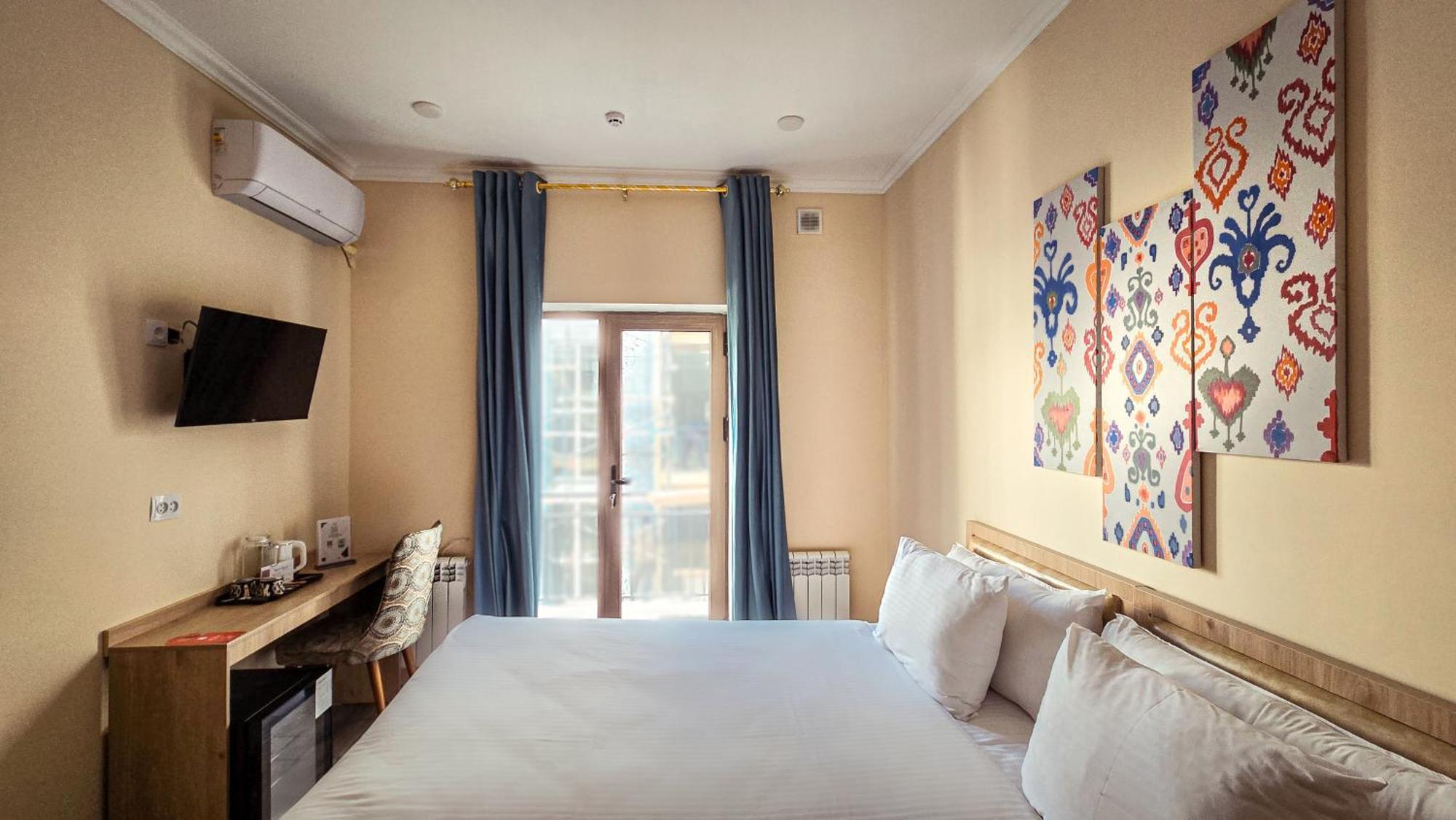 Hotel Bankir Хива Екстериор снимка